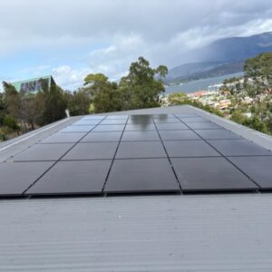 Solar power installation in Lindisfarne by Solahart Hobart